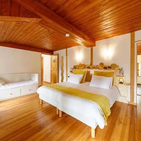 Le Fournia Bed & Breakfast 3*