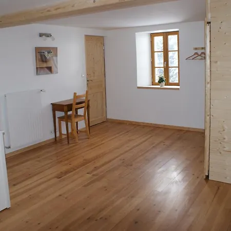 Le Fournia Bed & Breakfast